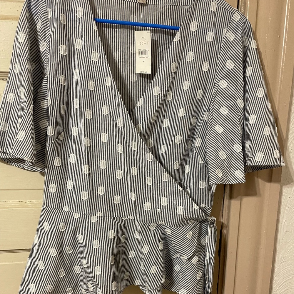 Loft blouse wrap/tie around New with  (1M)